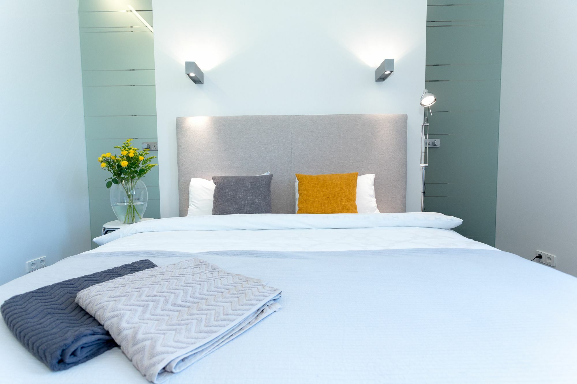 Vilnius Apartments & Suites - Gedimino Avenue Dış mekan fotoğraf