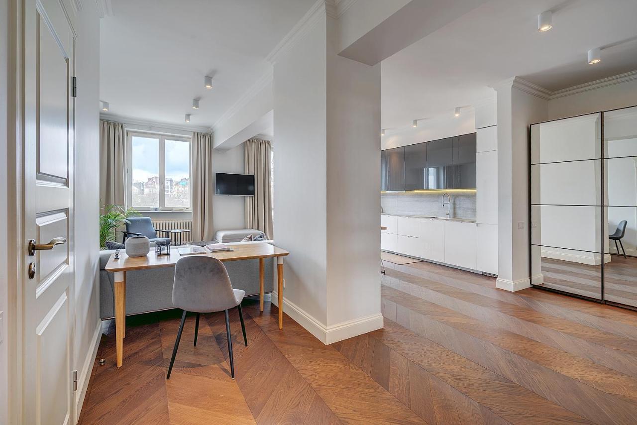 Vilnius Apartments & Suites - Gedimino Avenue Dış mekan fotoğraf